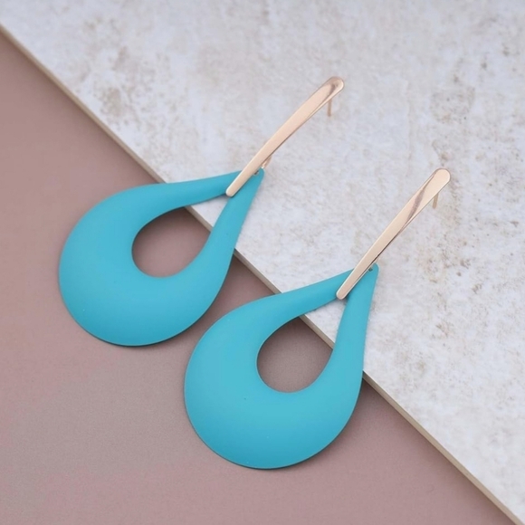 NWT Gold Bar 90s Inspired Cyan Blue Teardrop Large Gold Earrings - Picture 10 of 15